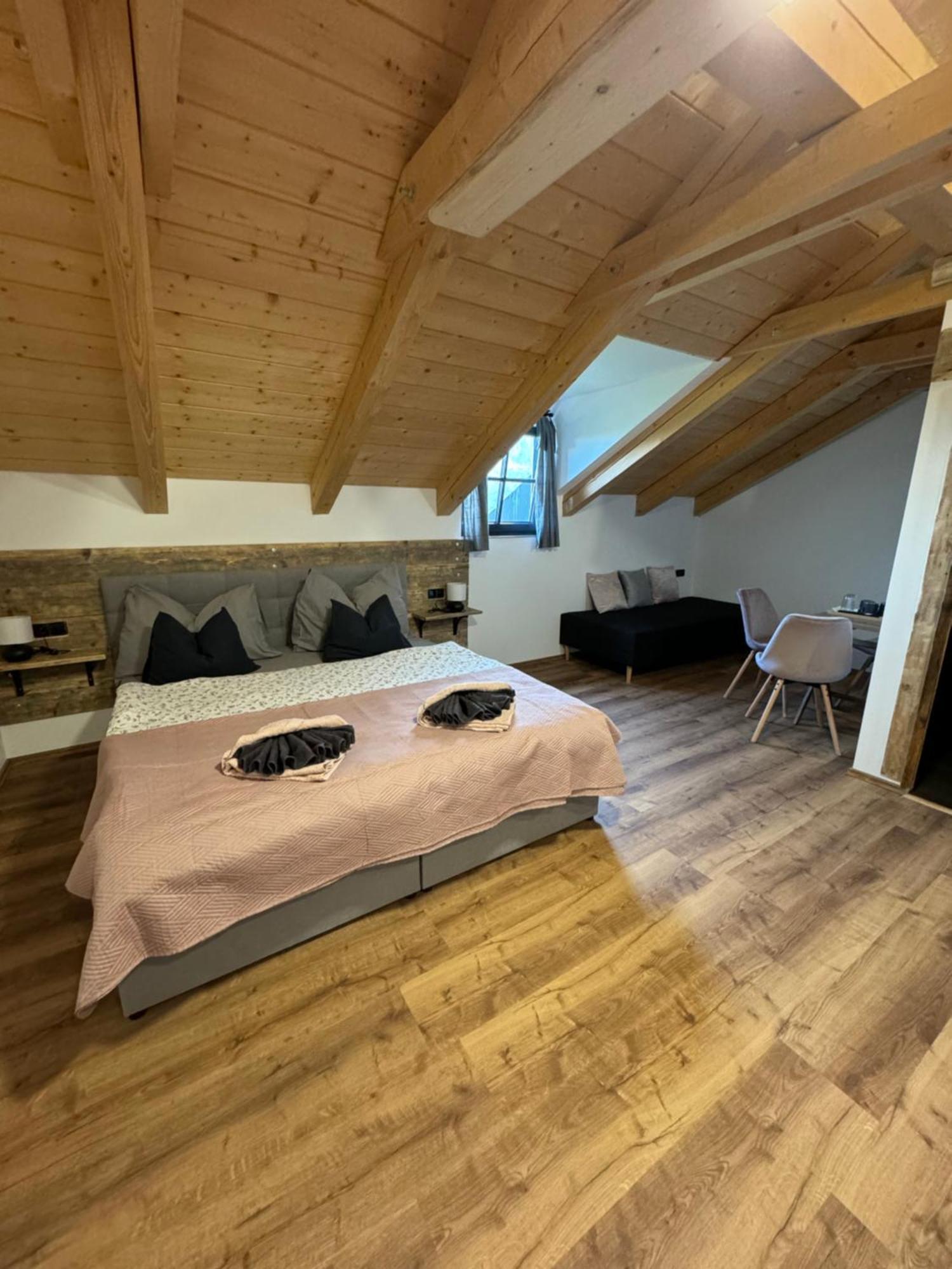 Penzion Farma Zleby Ceske Zleby Exteriör bild